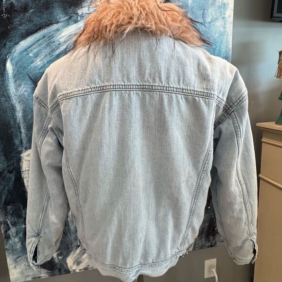 Denim Jacket with Faux Fur Collar - Picture 3 of 6
